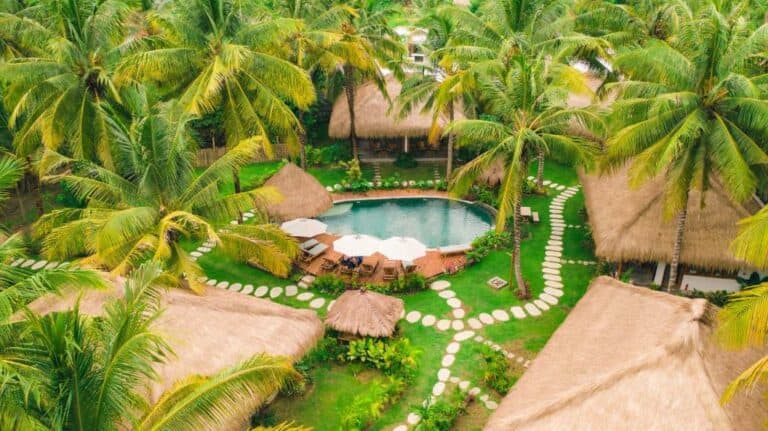 Mana Eco Retreat grounds